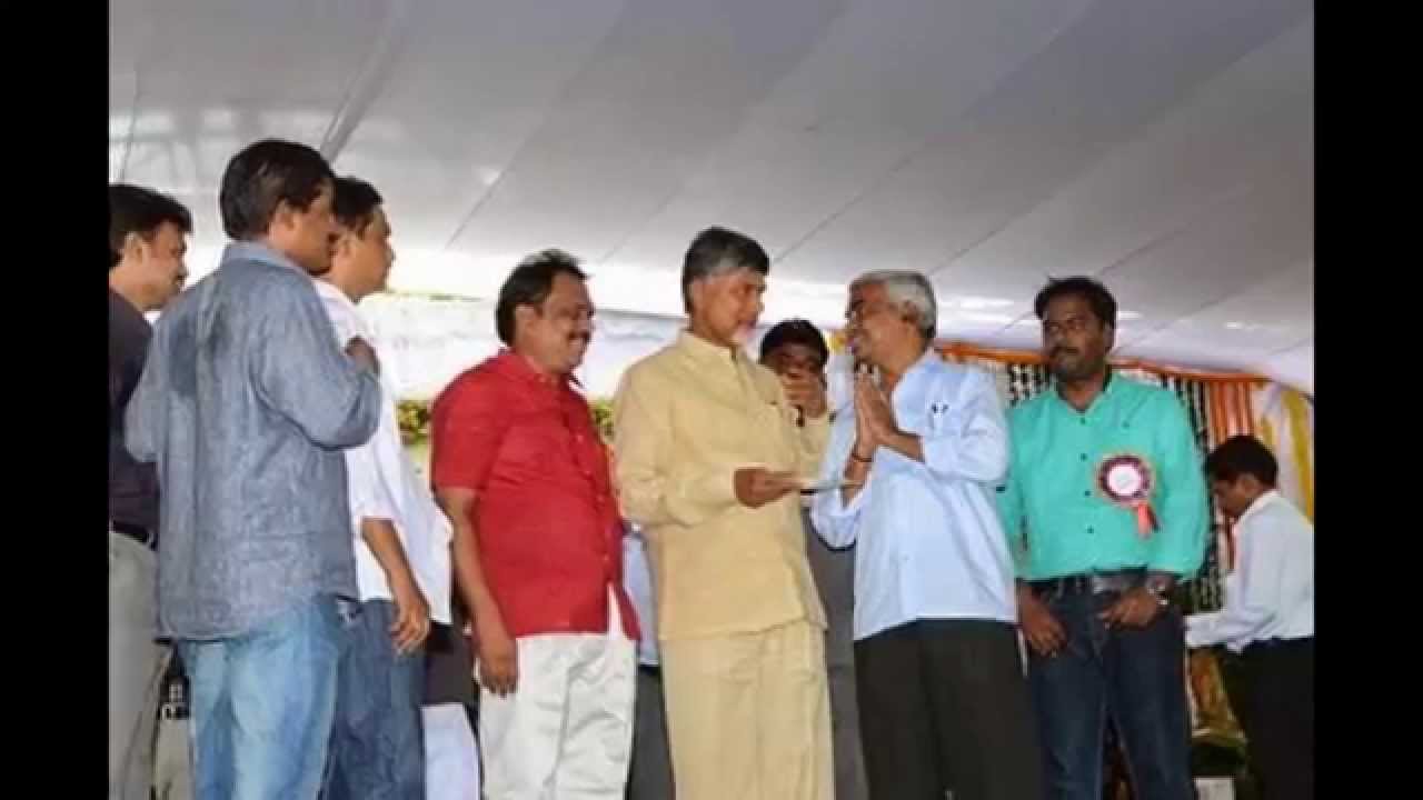 CM Chandrababu Naidu and A. Satyanarayana Section Officer, Finance Dept. A.P.