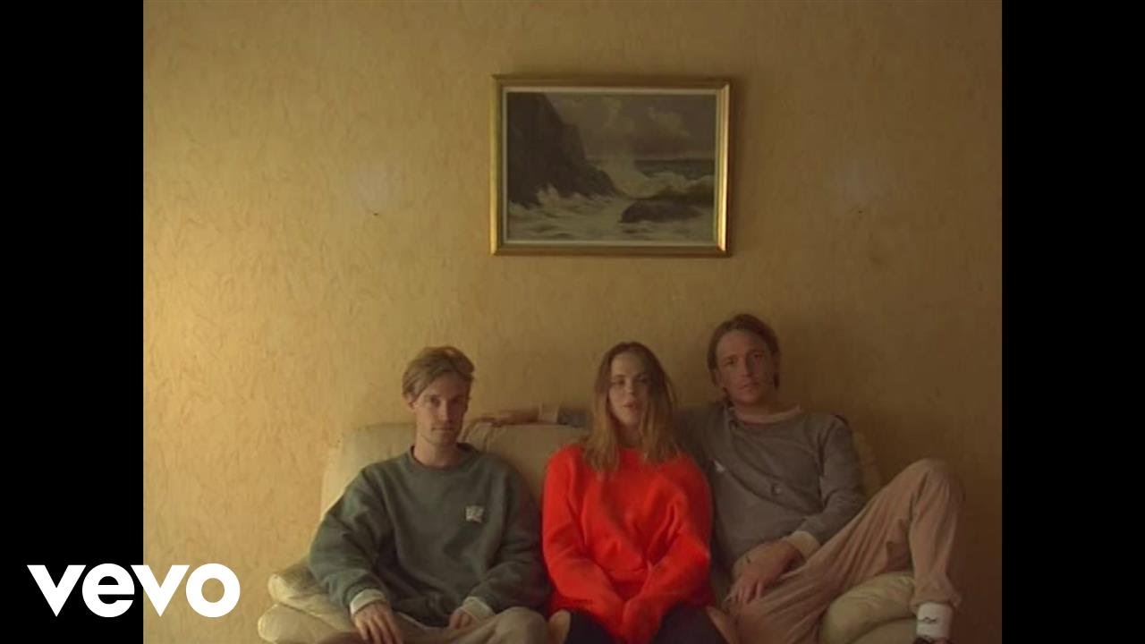 Off Bloom - Love To Hate It (Official Video)