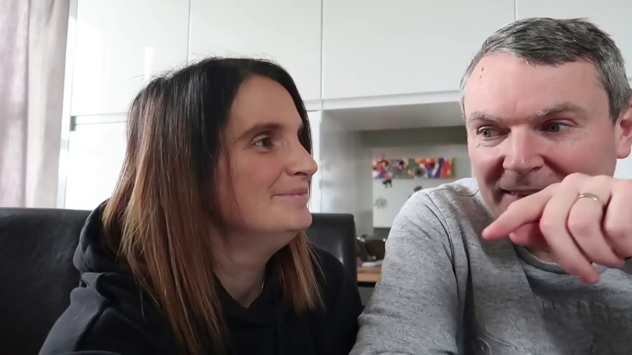 Pareja en Reino Unido tiene 22 hijos.