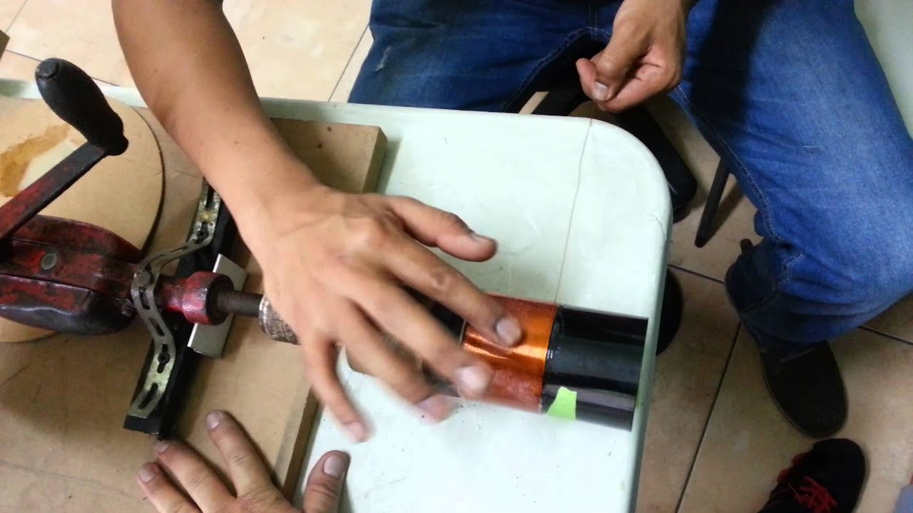 Maquina manual para fabricar bobinas