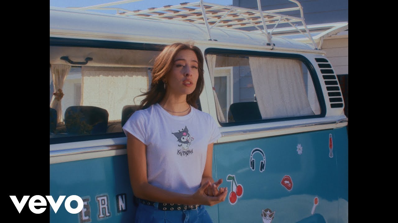 ERNES - Ella (Official Video)