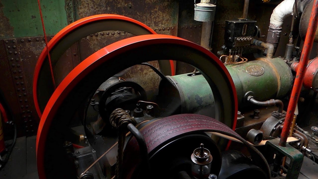 ENGINE ROOM LULLABY (55) - Horizontal Van Rennes aboard De Tijdgeest (with reverse gear)