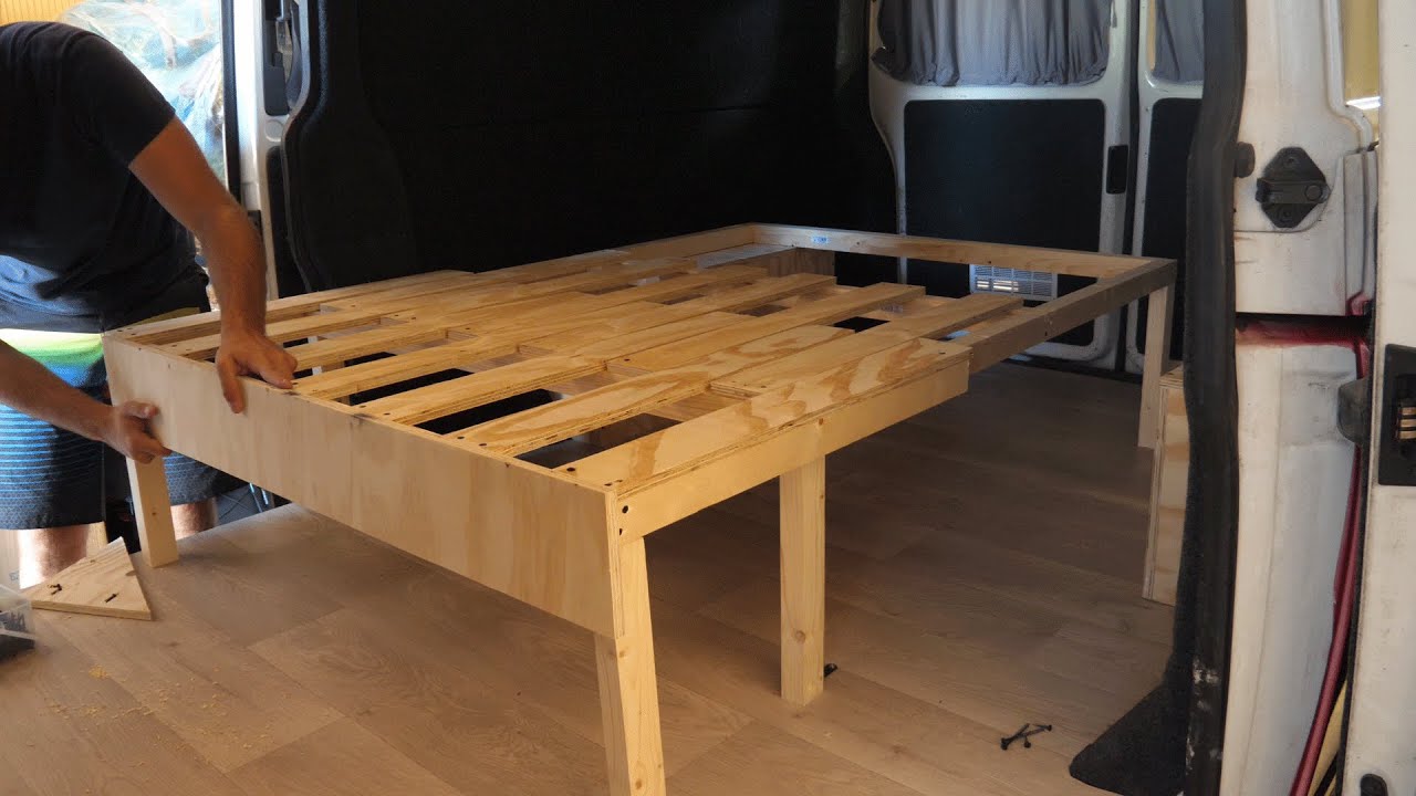 Fabriquer un lit peigne qui fait aussi banquette
