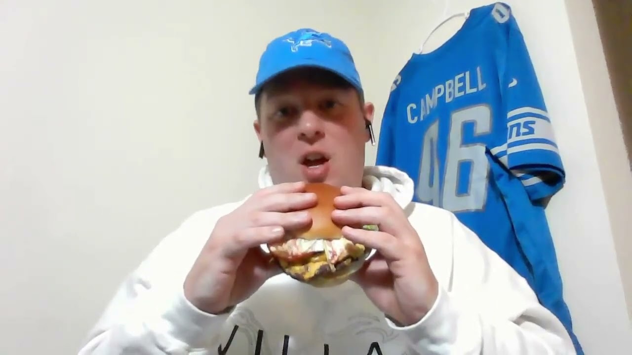RAIDBAIT: Tom Grossi Raids A Casual Lions Fan While Eating A Cheeseburger 🍔