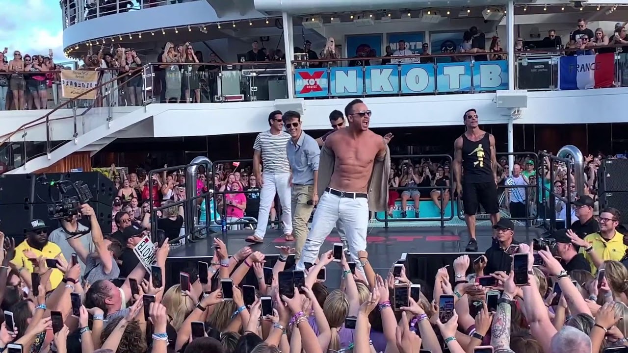 Welcome to the Block Party - NKOTB Cruise X 2018 - Sail Away Party