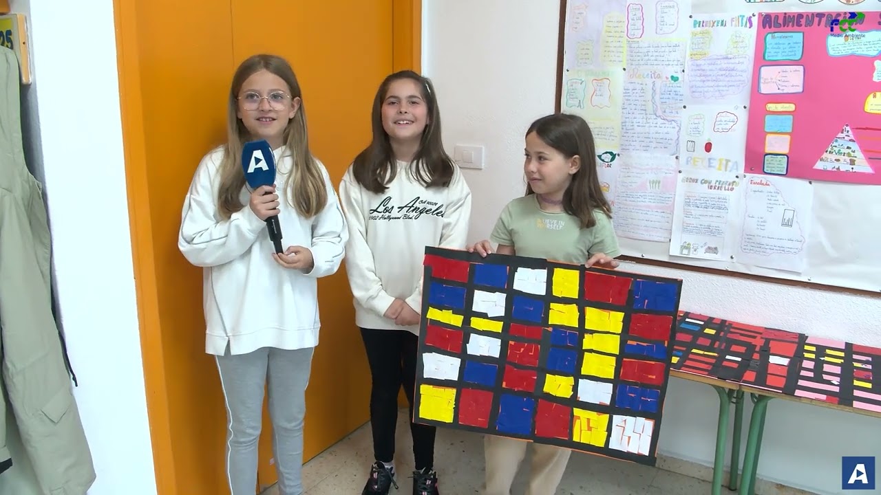Alumnos del CEIP Pintor Laxeiro hacen arte escolar con material reciclado