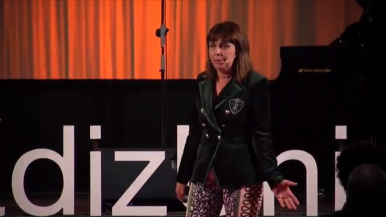 ¿Y si la belleza no fuera algo subjetivo? | María Dolores González Férnandez | TEDxCadizUniversity