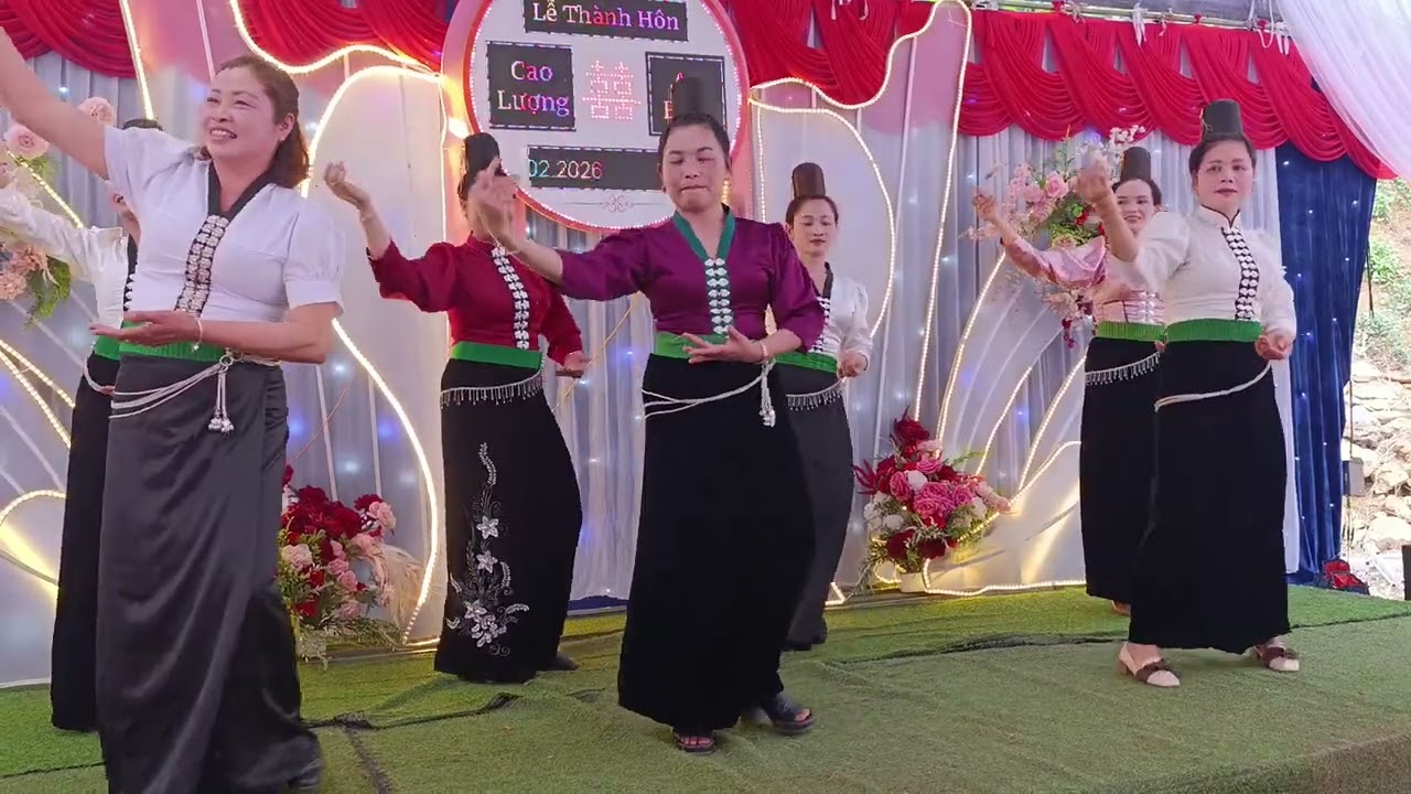 Lễ thành hôn cao Lượng an Bình chiêng vang 