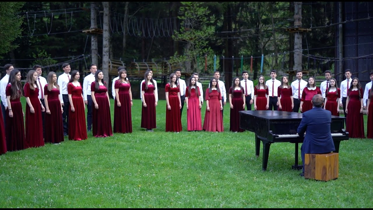 Corul Liceului Adventist Ştefan Demetrescu - Chip de iubire [Official Music Video]