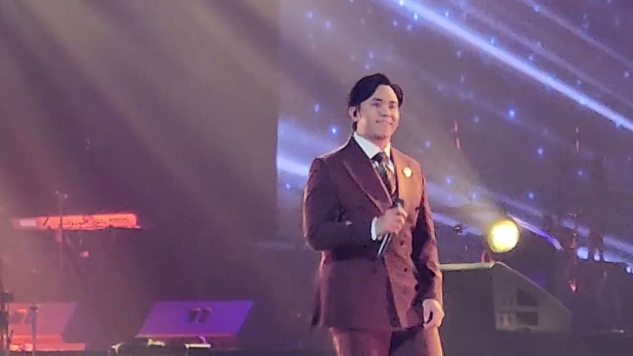 Rob Deniel tinodo pagkanta Ogie Alcasid hits sa 10th Wish Music Awards