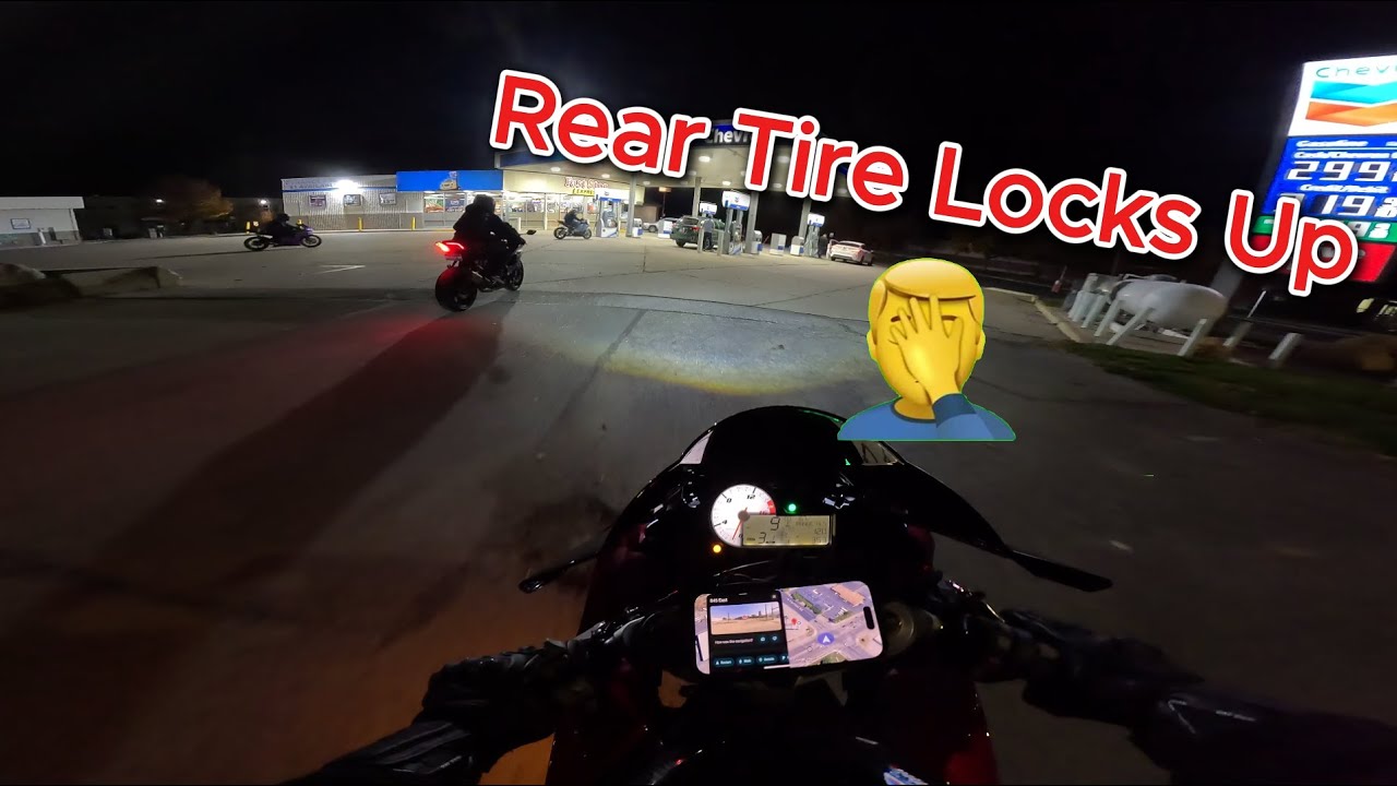 S1000RR Close Call l Night Ride