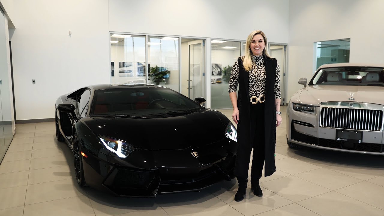 WALKTHROUGH of a 2017 Lamborghini Aventador Coupé in Nero Aldebaran! START-UP & REVS!