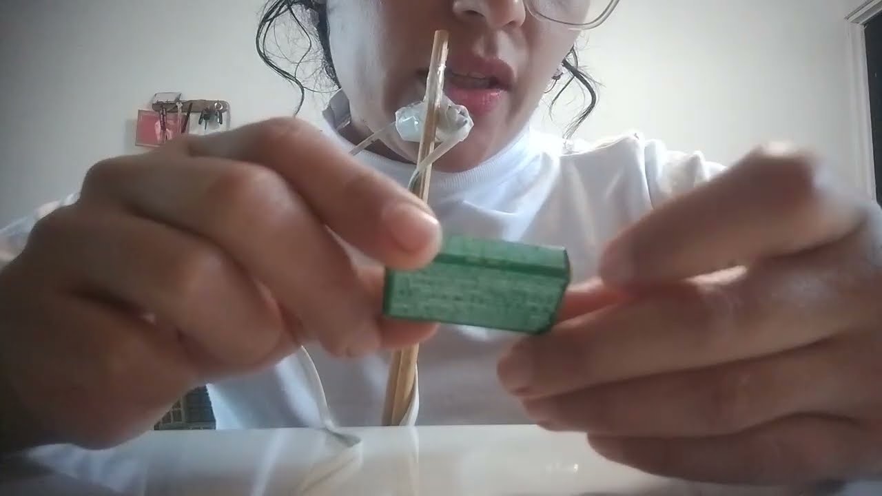 Mascando chicle ASMR en español ❤️