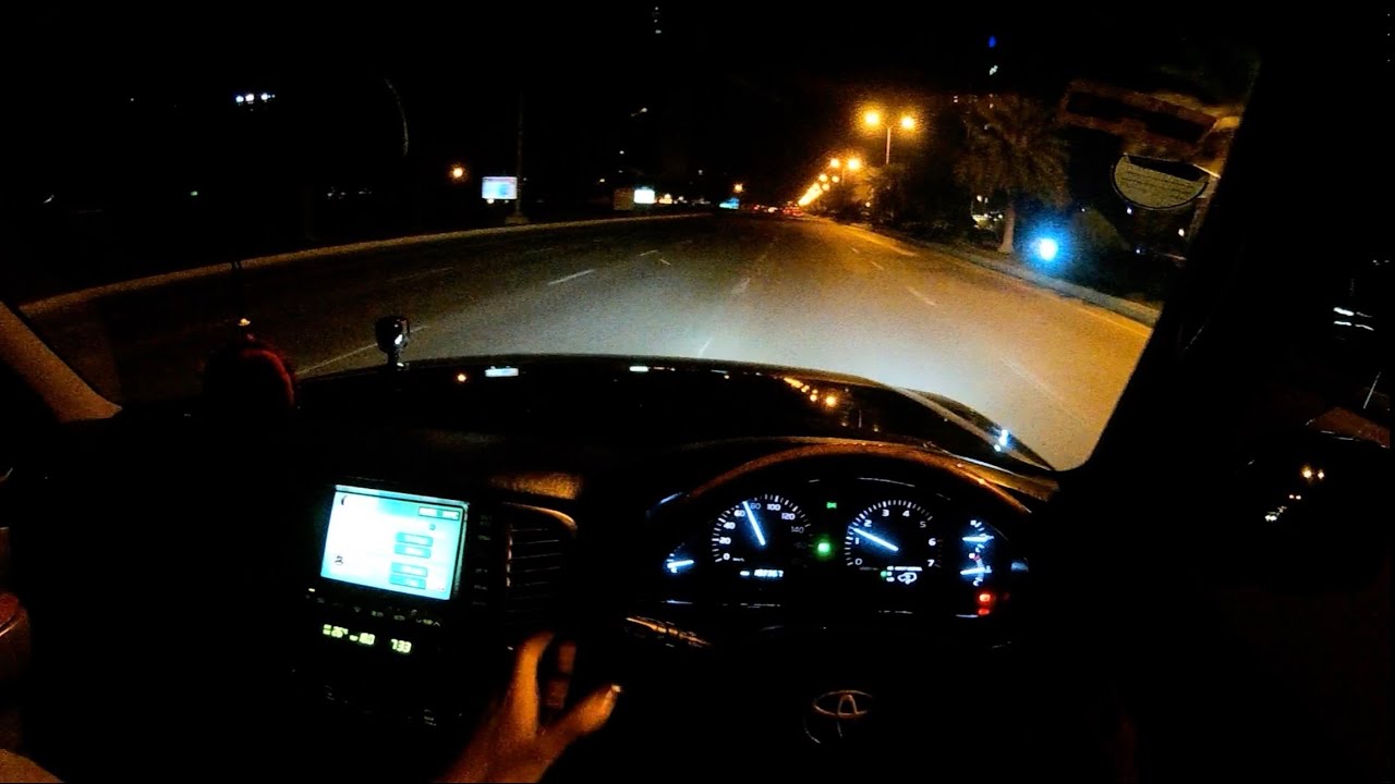 2006 Toyota Land Cruiser Cygnus V8 - POV quick night drive - LC100