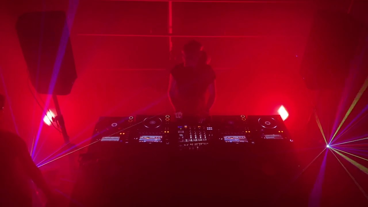Fold Theory TV Presents: Anna Reusch Live WOW 02262022