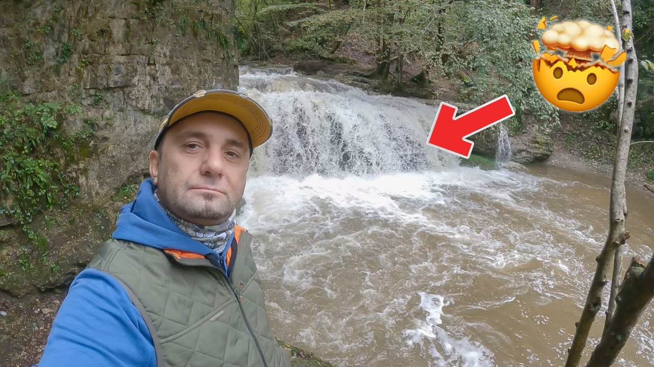 PAZZESCO QUANTA ACQUA VIENE GIU' | WALKING TREK