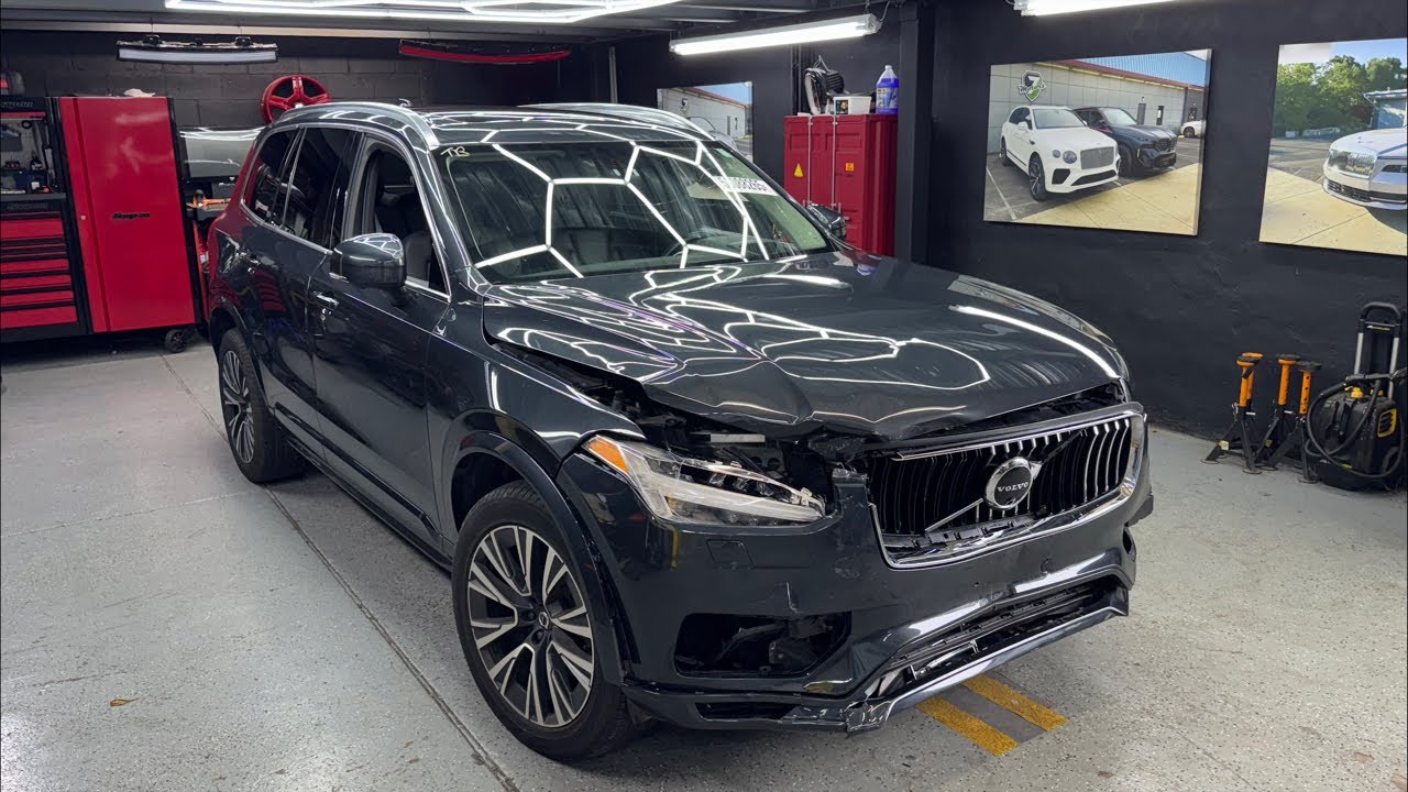 2022 Volvo XC90 - $19.100 , очередной проект .
