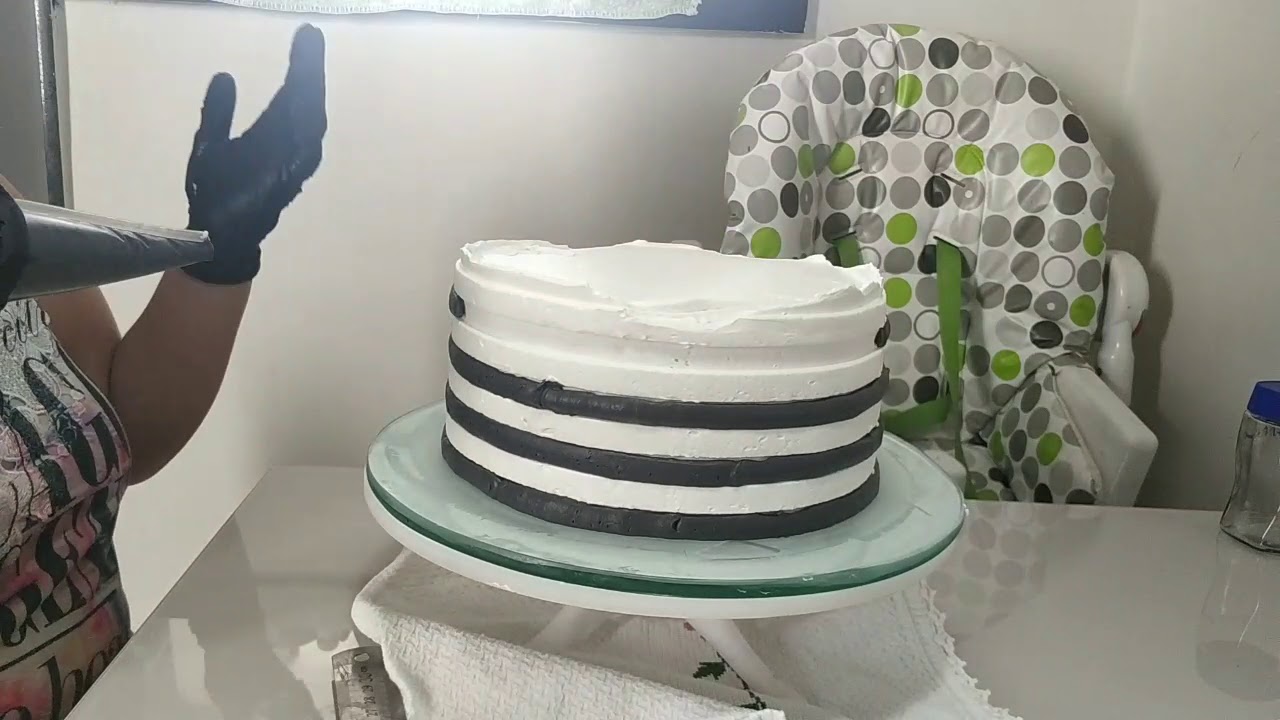 Decoração branca e preto ( sem mancha)
