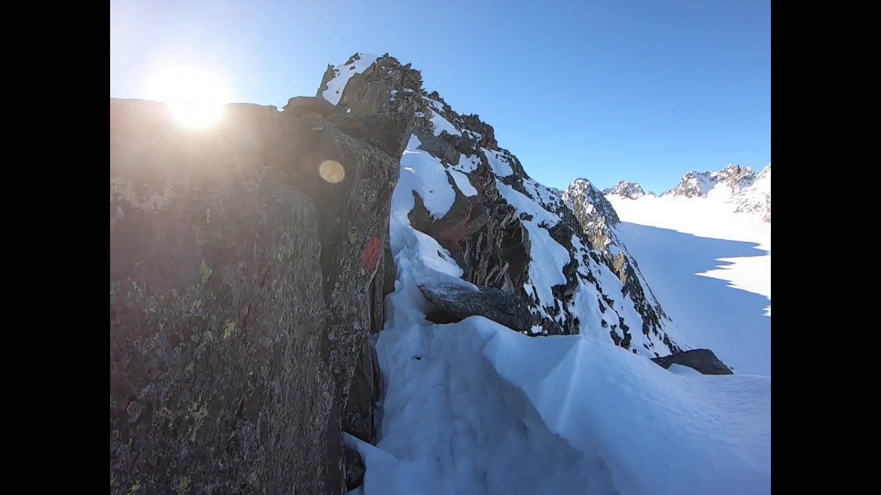 Stubaier Urgestein - Gratkletterei zwischen Rinnenspitze (3000m) und Kreuzkamp (3008m)