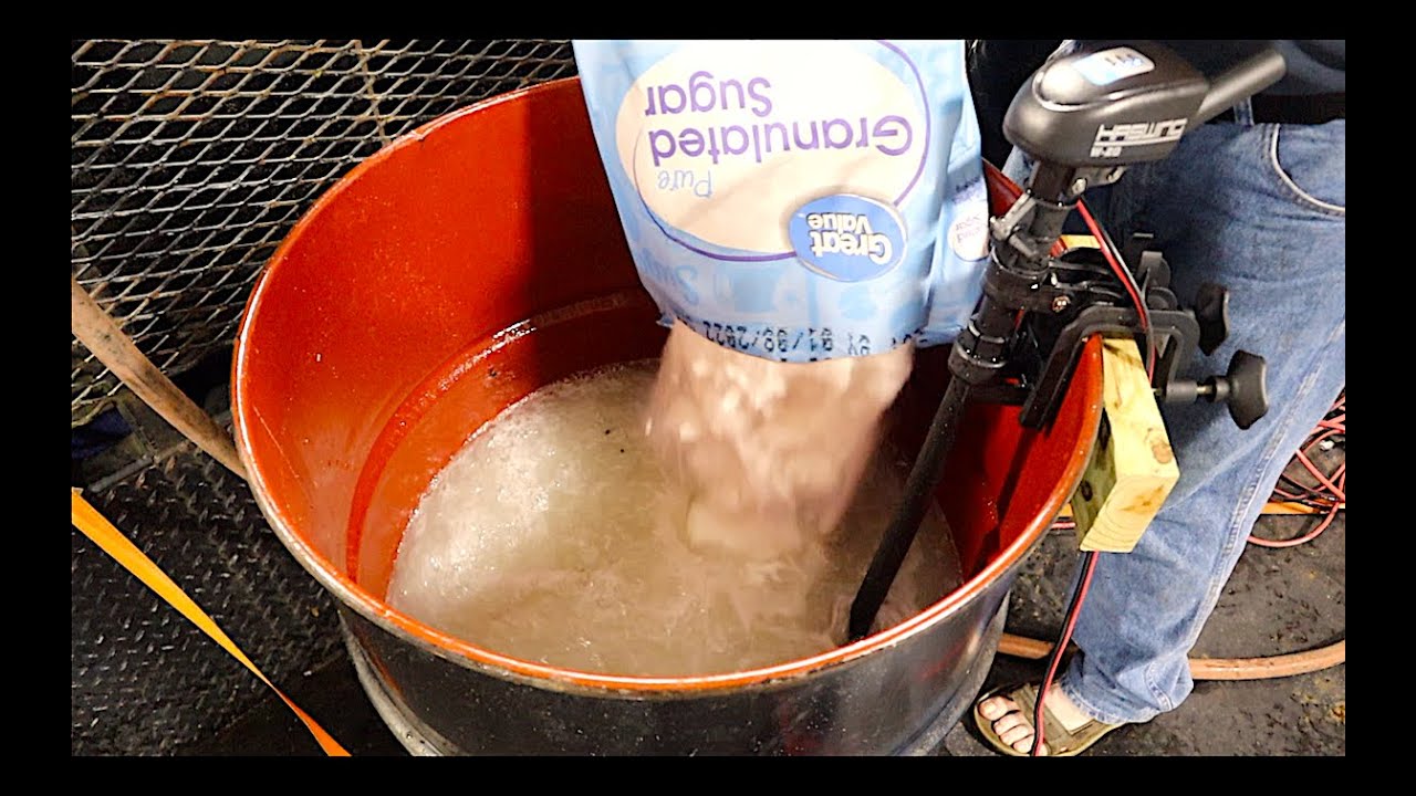 How to Mix Sugar Syrup