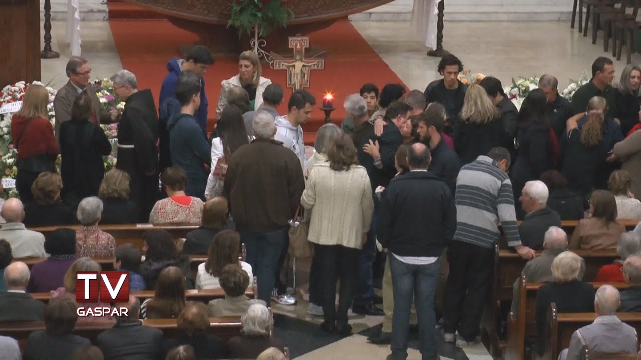 Gasparenses d&atilde;o o &uacute;ltimo adeus a Francisco Hostins