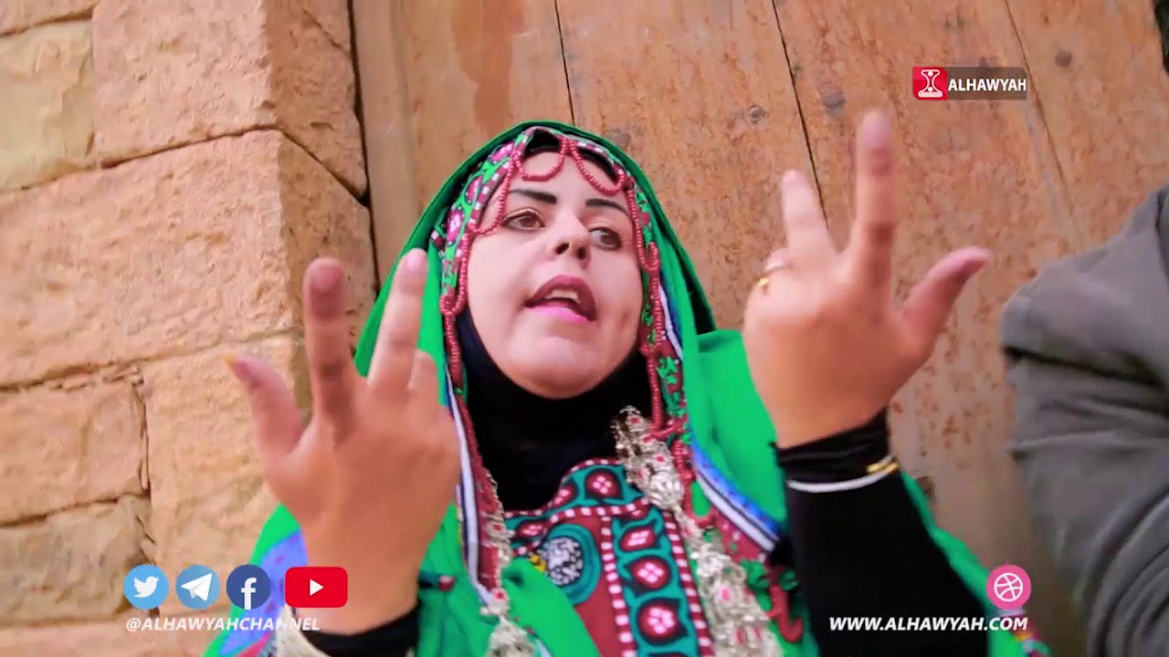 في كل ليلة هنجمه وتهديد ما همك الا بس كسوة العيد ..  حقيقة في اغنية