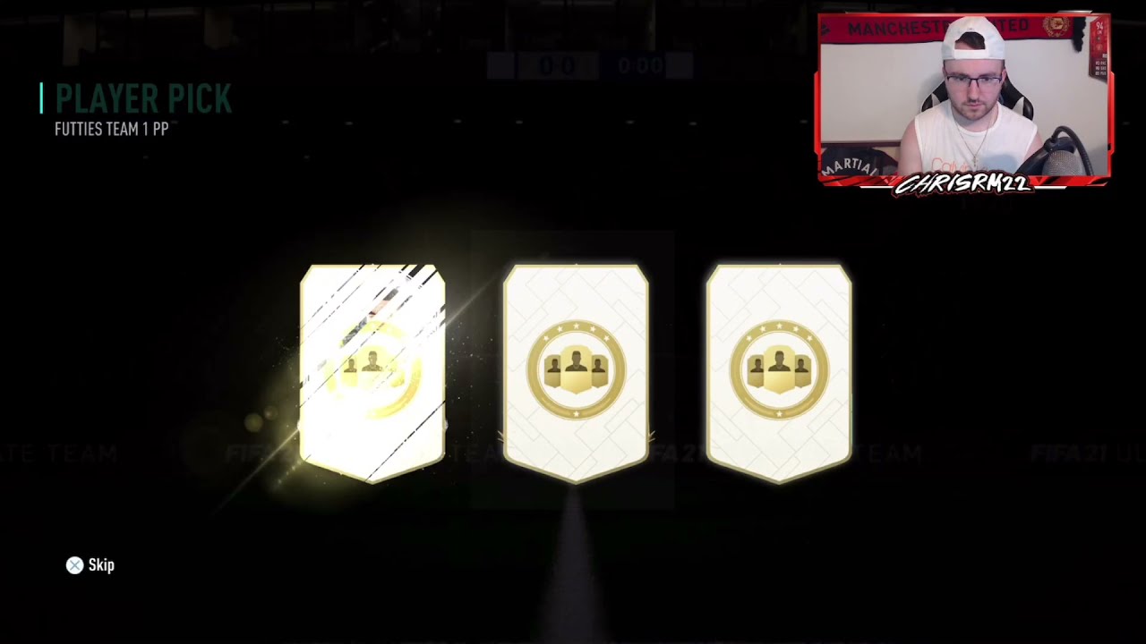 ChrisRM22 opens 5 Futties player picks and packs an insane TOTY...