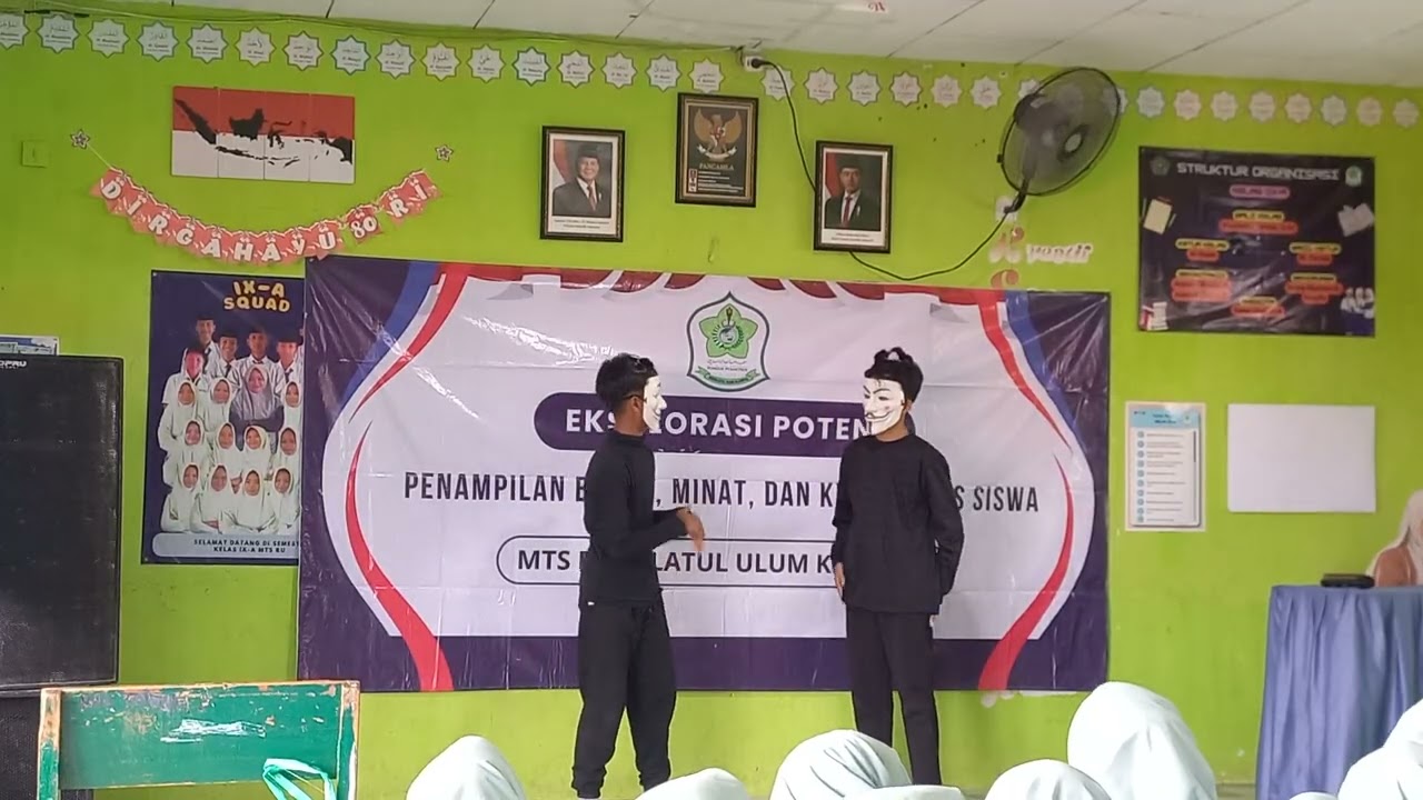 PANTOMIM 