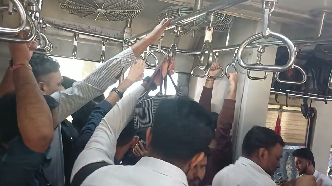 Ghatkopar stn.