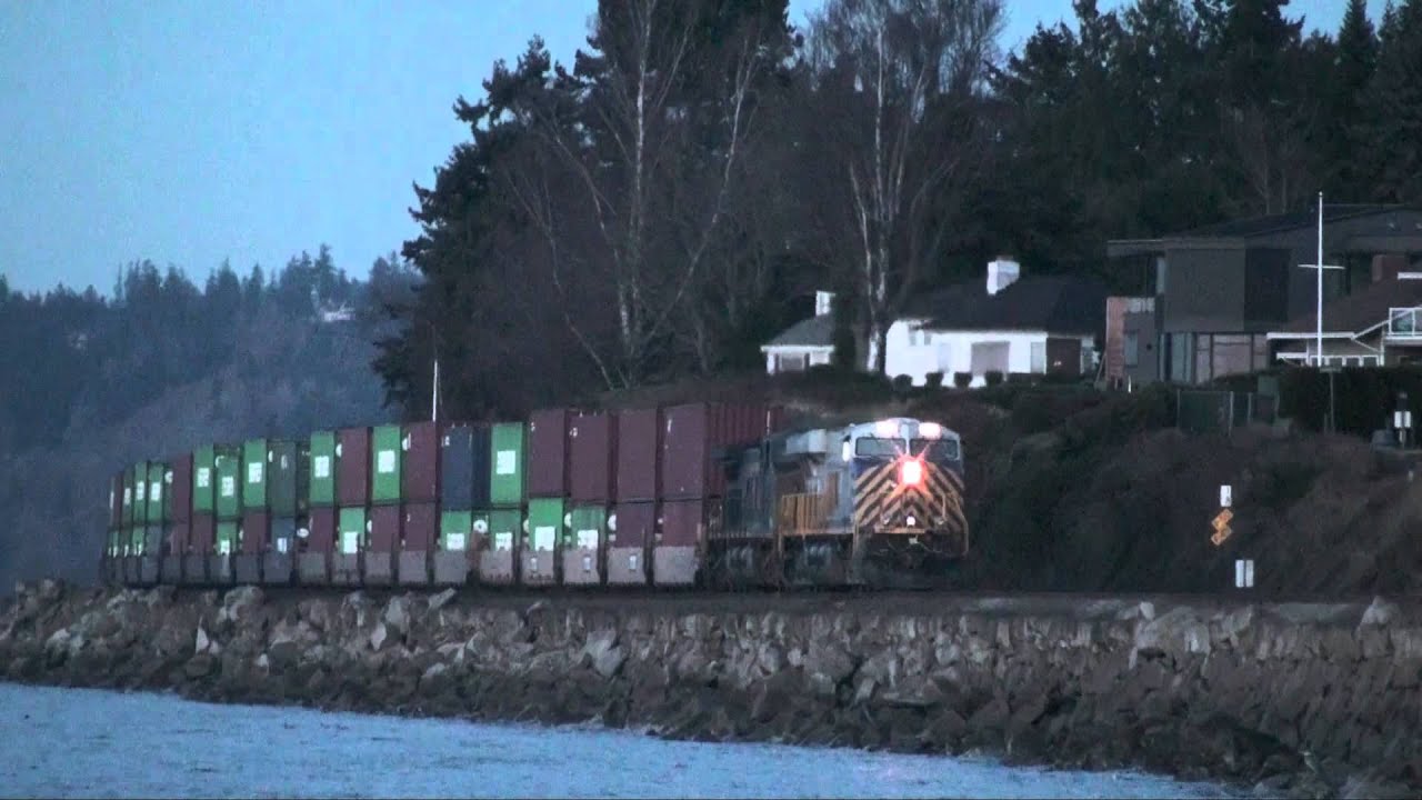 Trains in the fading sunlight at Edmonds, WA, 12-3-2014