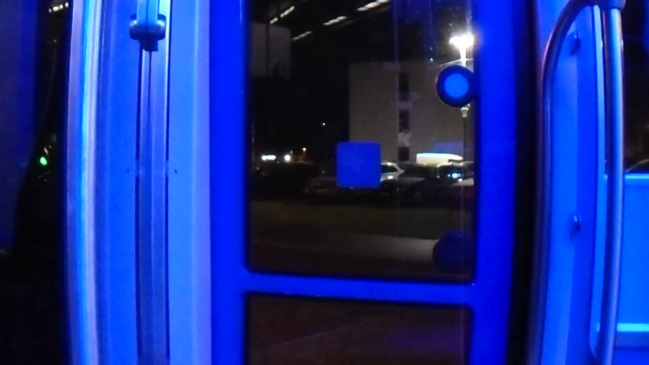 Leipzig. Wendeschleife B&ouml;hlitz-Ehrenberg. Wendung NGTW6 auf der Linie 7