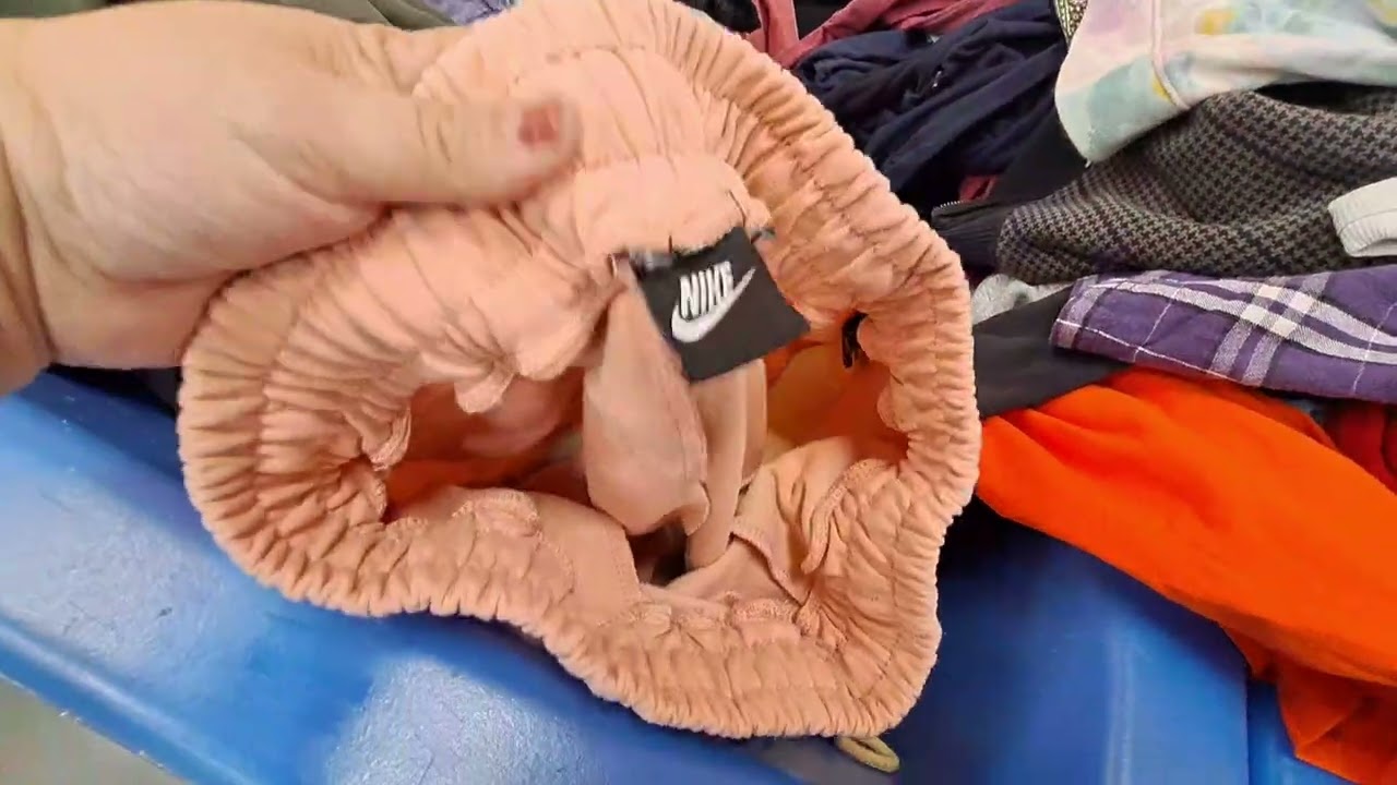 “Recorriendo por  los bins de Goodwill Outlet: así es un día de compras conmigo”