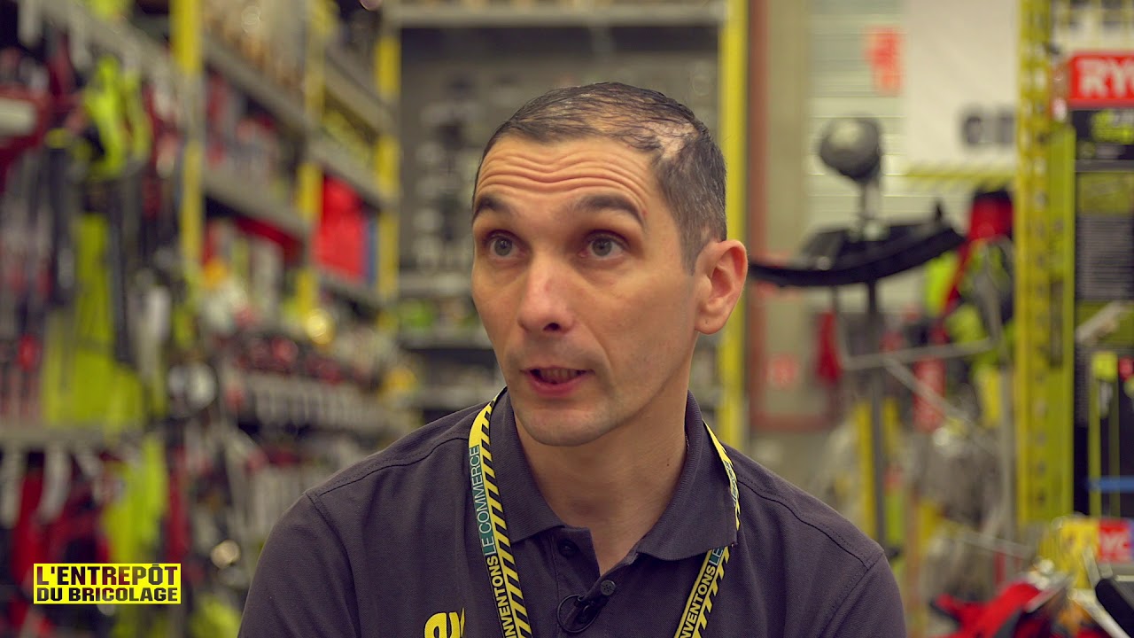 Samuel Gestionnaire de Stocks à l'Entrepôt du Bricolage - Groupe Samse