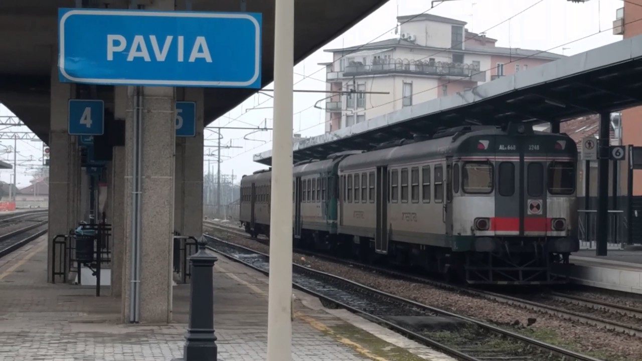 Treni in transito stazione di Pavia 11 febbraio 2017