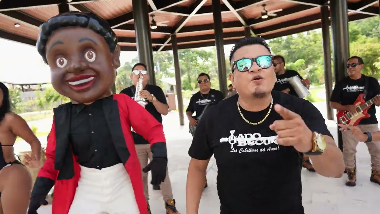 El muñeco de la ciudad · Lado Obscuro