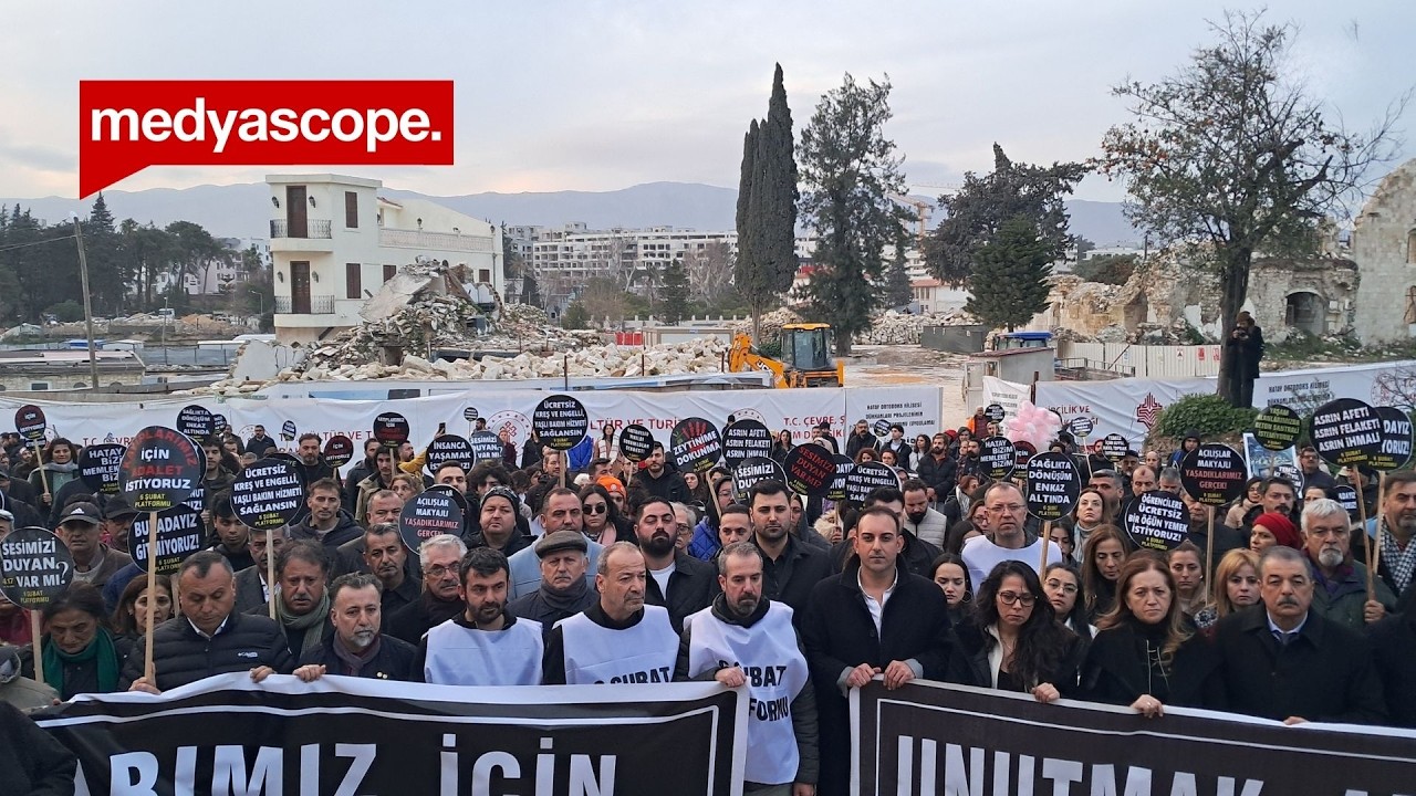 Depremin 3. yılında hayatını kaybedenler anıldı: "Unutmak yok, affetmek yok, helalleşmek yok" 