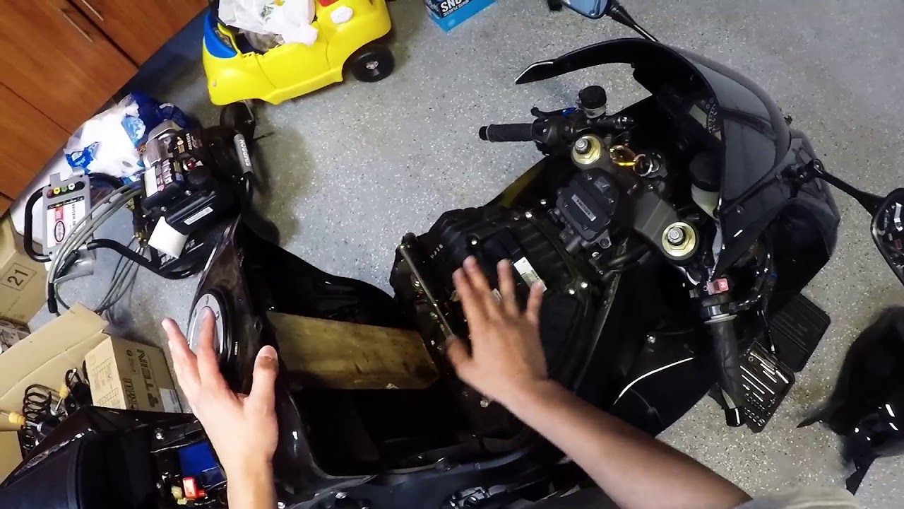 2007 Honda CBR1000RR - K&N Air Intake Replacement
