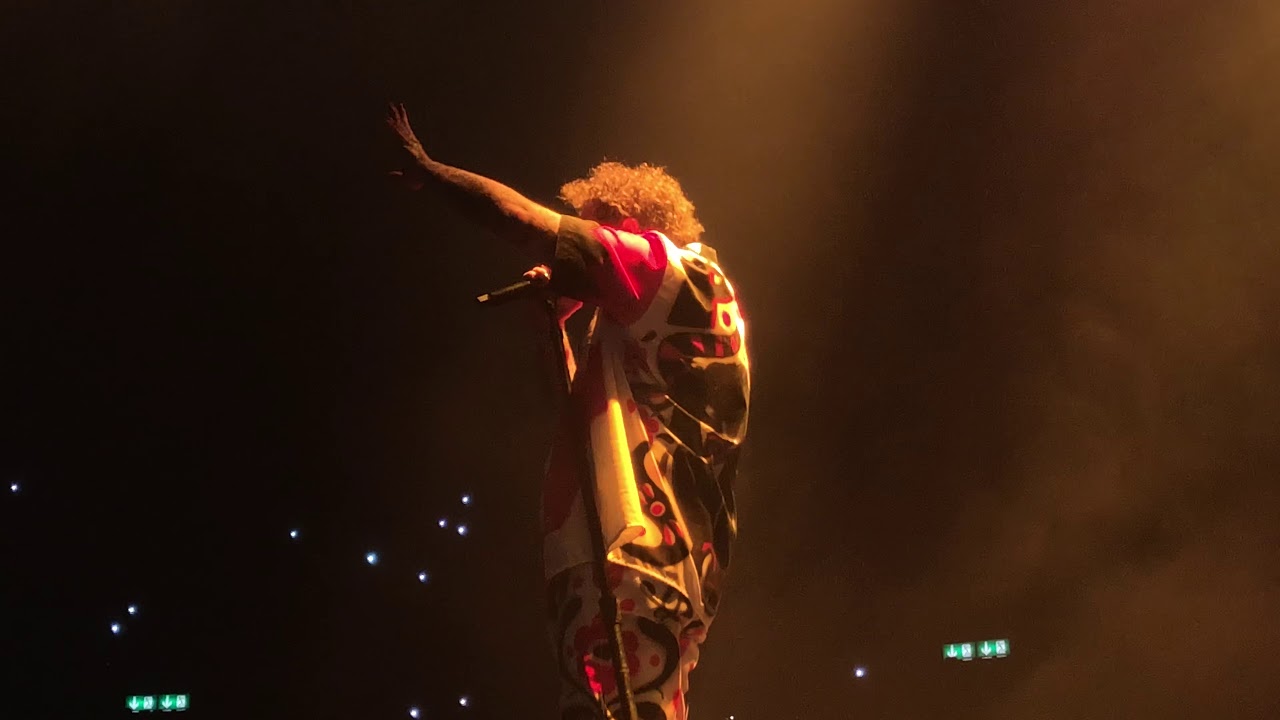 Post Malone - I Fall Apart - Live @ Hallenstadion, Zurich