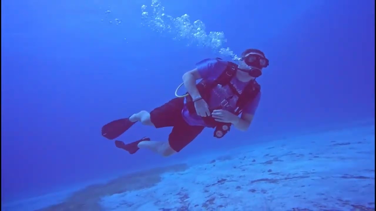 Diving in Negril Jamaica. off shore from Bloody bay and 7 mile beach.