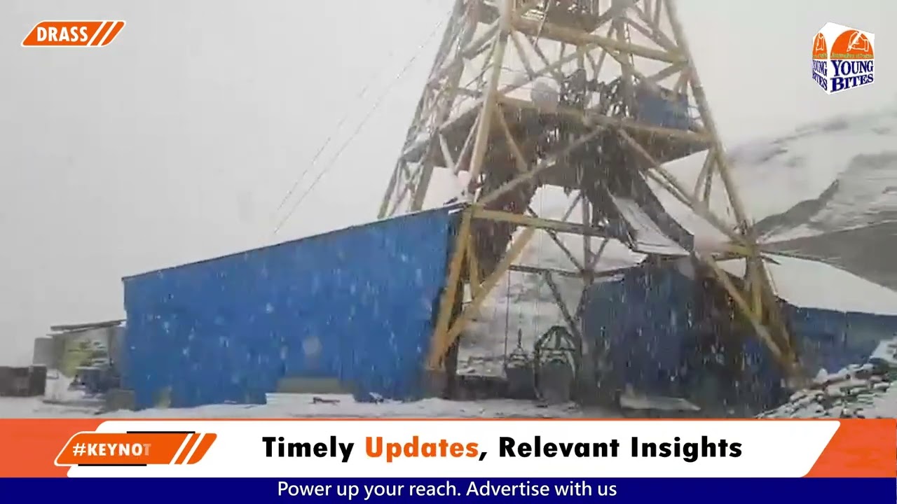 Snowfall Blankets Minamarg in Drass After Heavy Rainfall