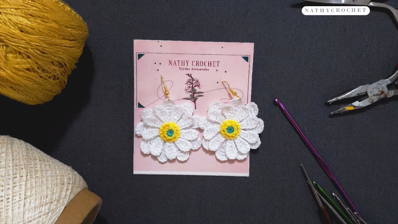 Margaritas que florecen: aretes a crochet paso a paso