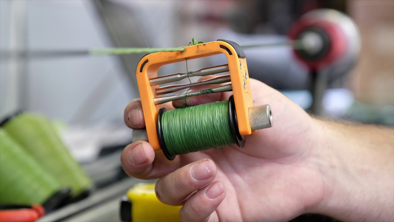 Brownell Archery: "Building a Bowstring"