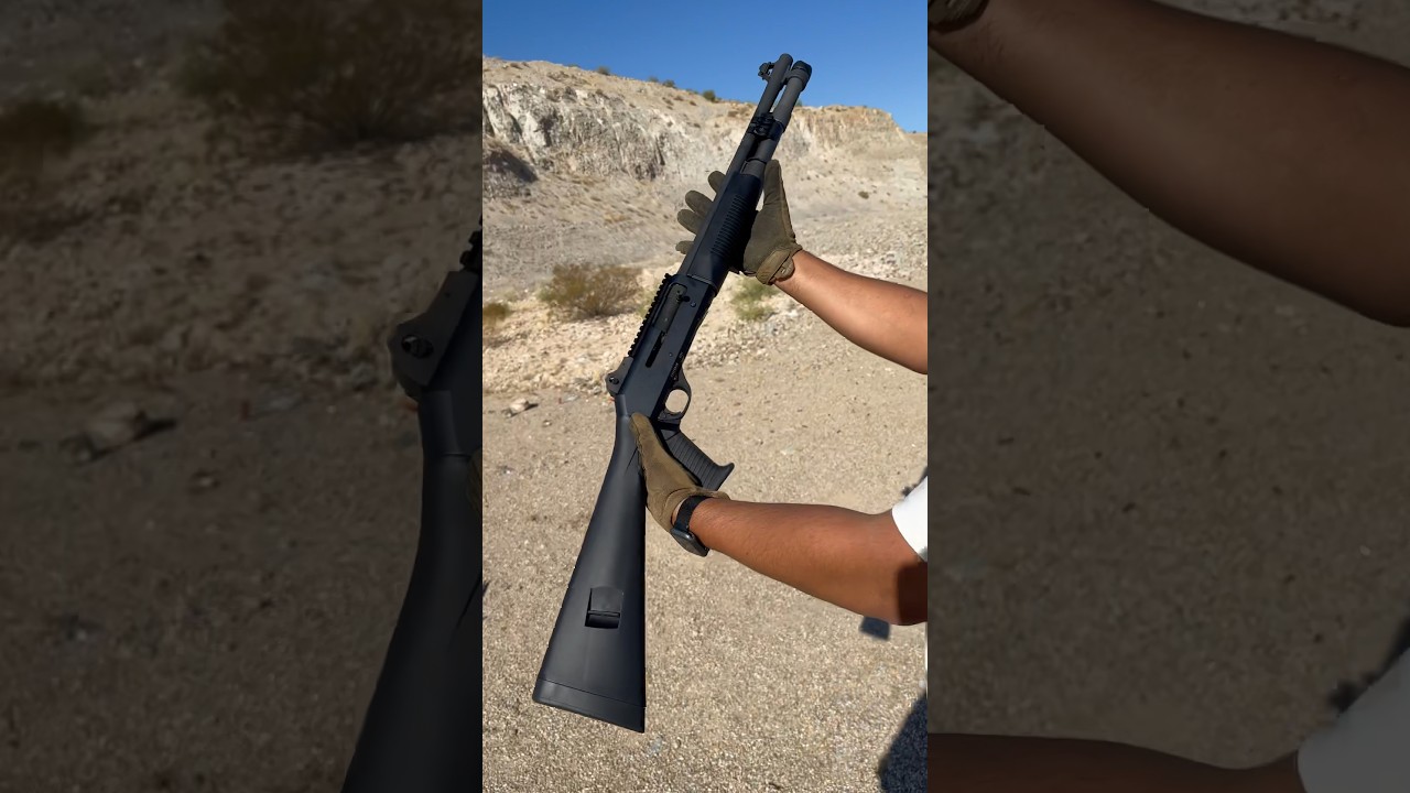 Итальянский босс, Benelli M4 #12калибр #дробовик #ружье #вирусный #стрельба #шорты #Benelli #m4
