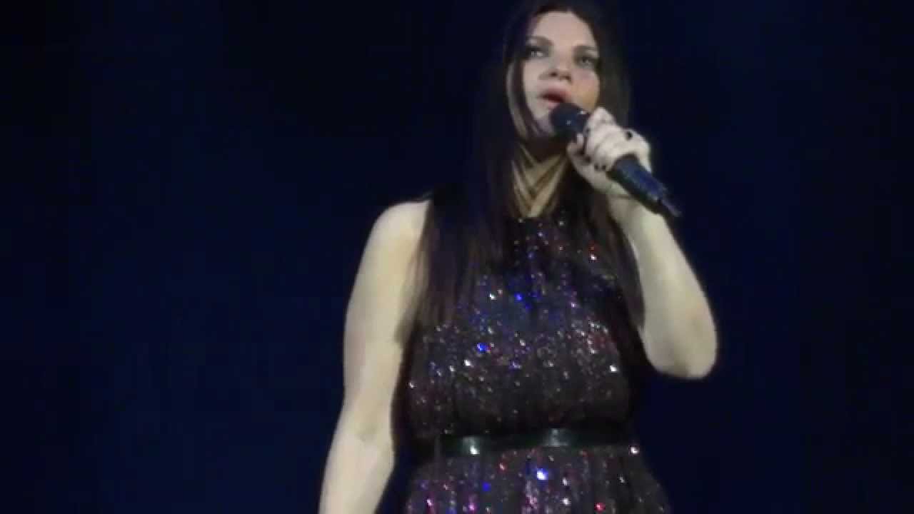 Laura Pausini - Live Moscow, Russia - Strani Amori (17.02.2015)