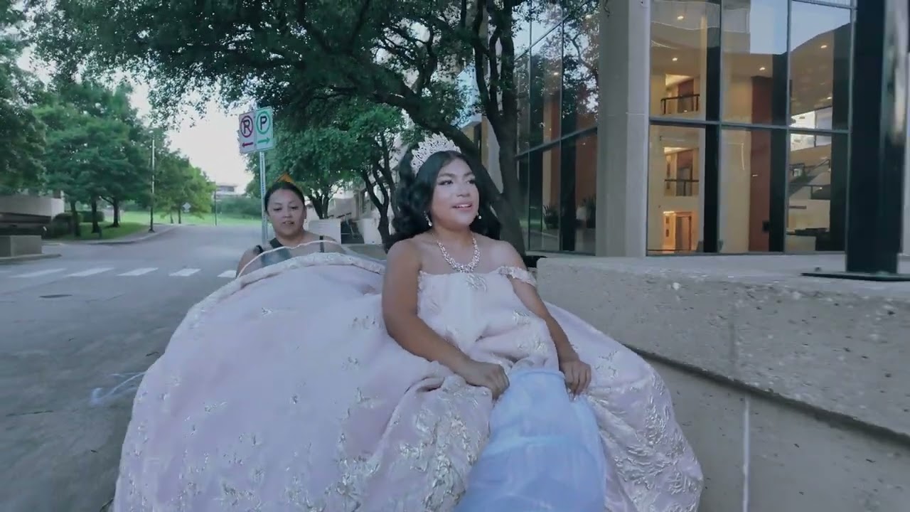 Quinceanera - Izabella Villanueva Quinceanera Portrait Session