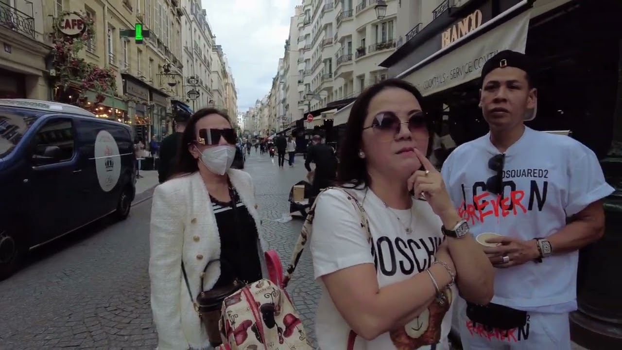Đi chợ sáng ở Paris và shopping hàng hiệu tại 1 trong 4 thành phố thời trang bật nhất thế giới.