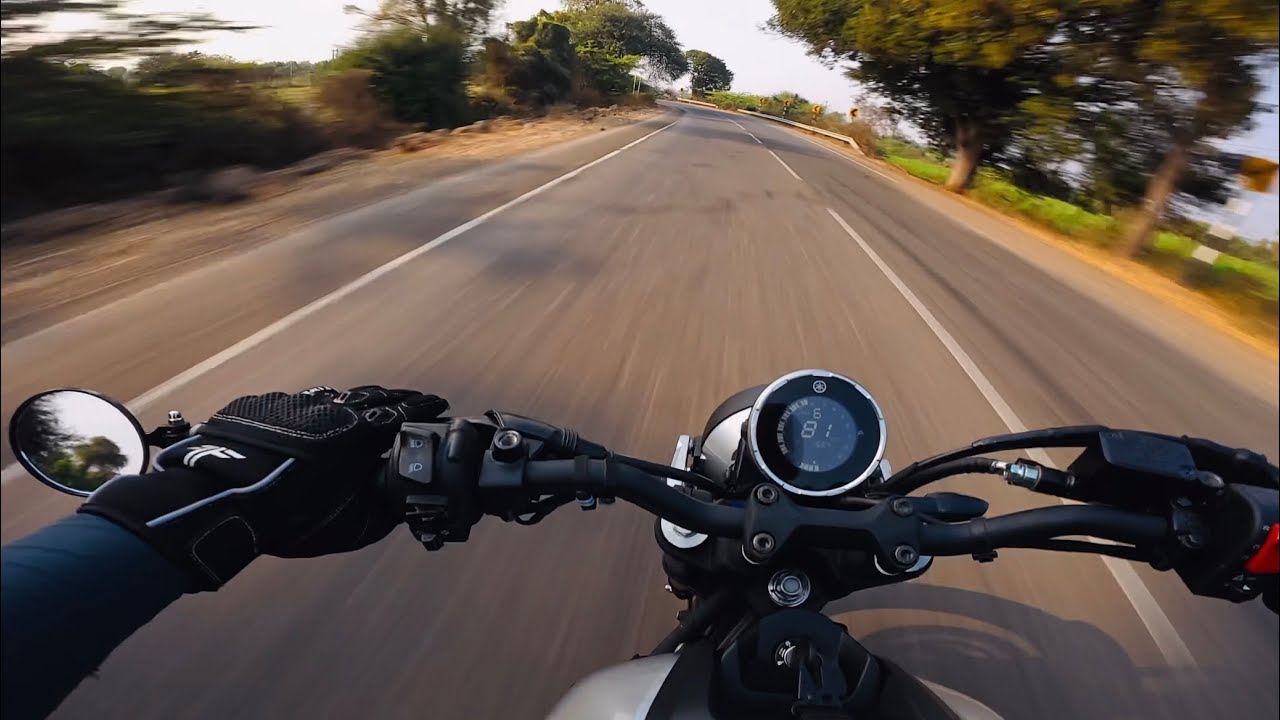 Yamaha XSR 155 Pure Sound Stock Exhaust 4k | No Talking No Wind Noise | Corners Cinematics