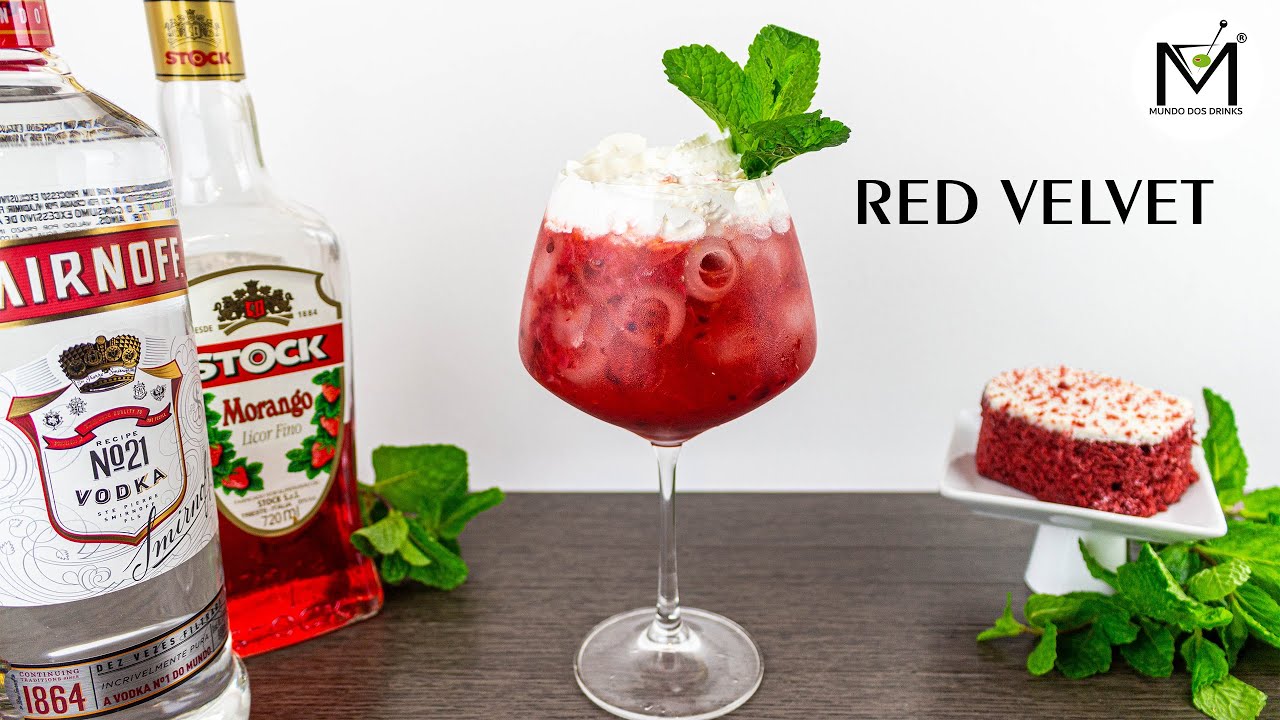 COMO FAZER UM DRINK RED VELVET - VODKA E FRUTAS VERMELHAS!🍹🍹