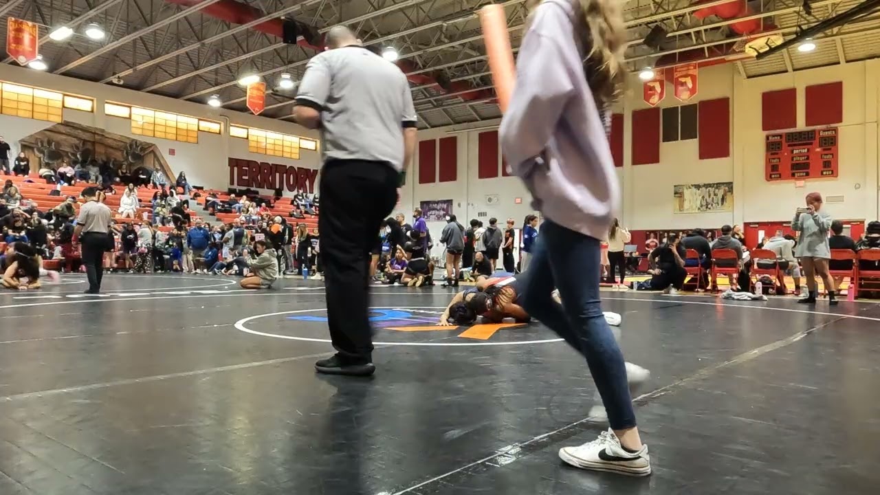 Rosemarie Fuentes vs Alexandra Thomas 100lbs.