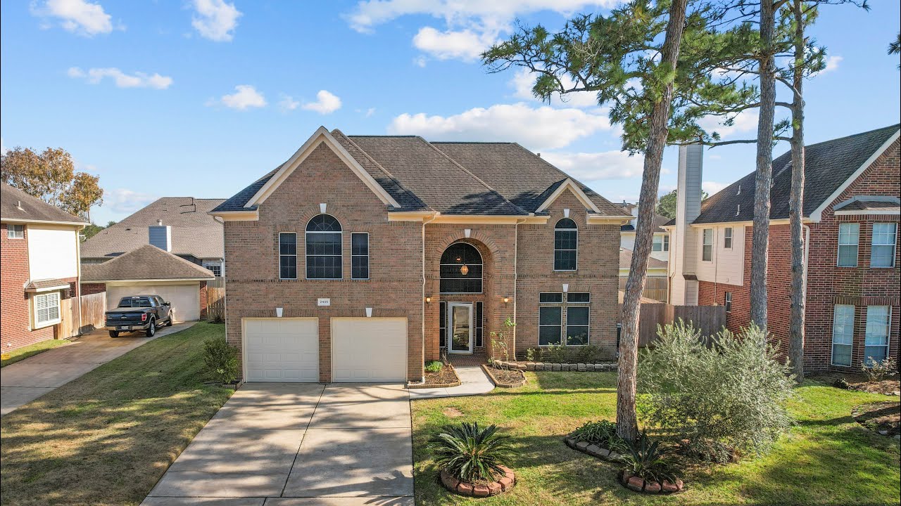 2405 Evergreen